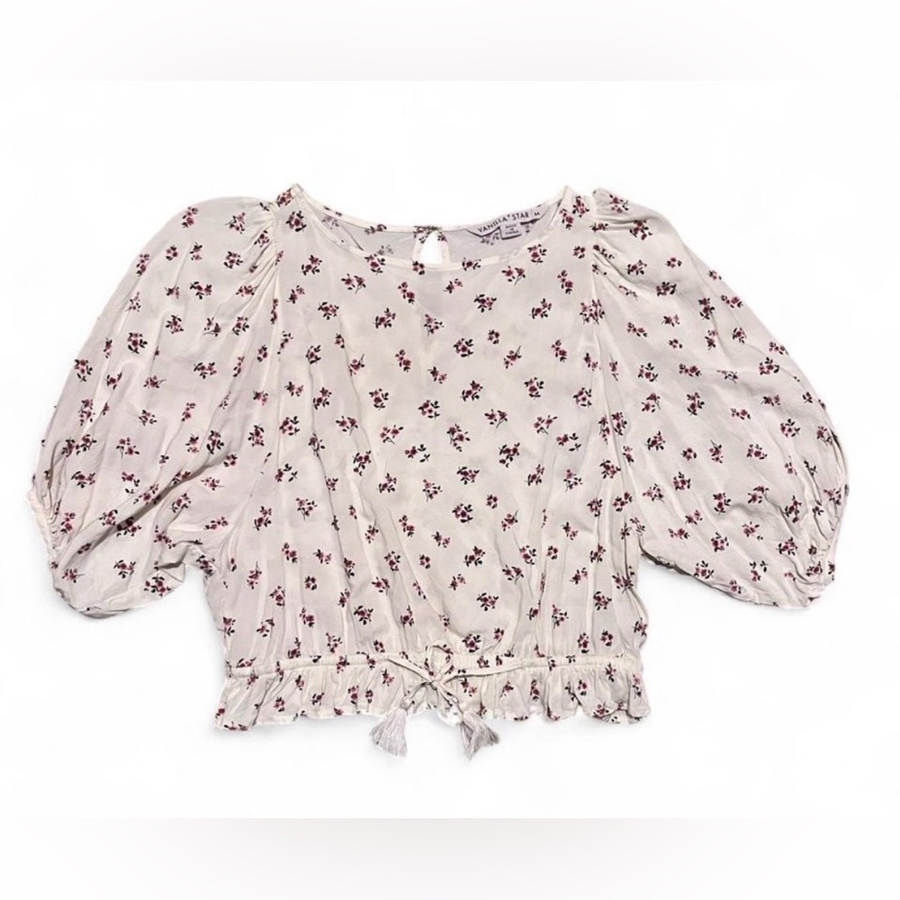 Vanilla Star Cream Floral Blouse Cropped Flowy Sleeves Size Medium Spring